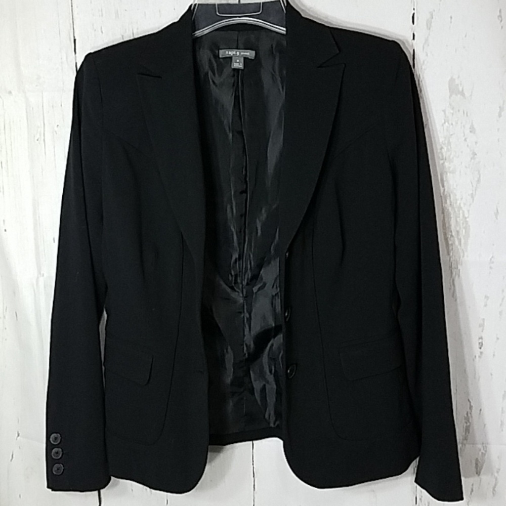Apt.9 stretch jacket size 8